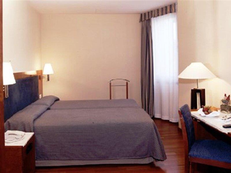 Hotel Pedralbes Barcelona Zewnętrze zdjęcie