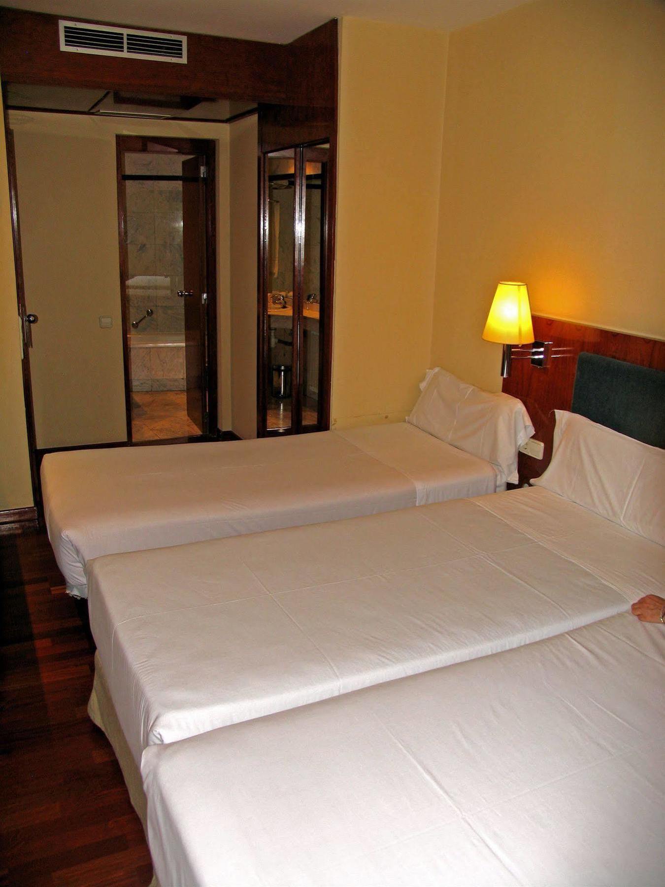 Hotel Pedralbes Barcelona Zewnętrze zdjęcie