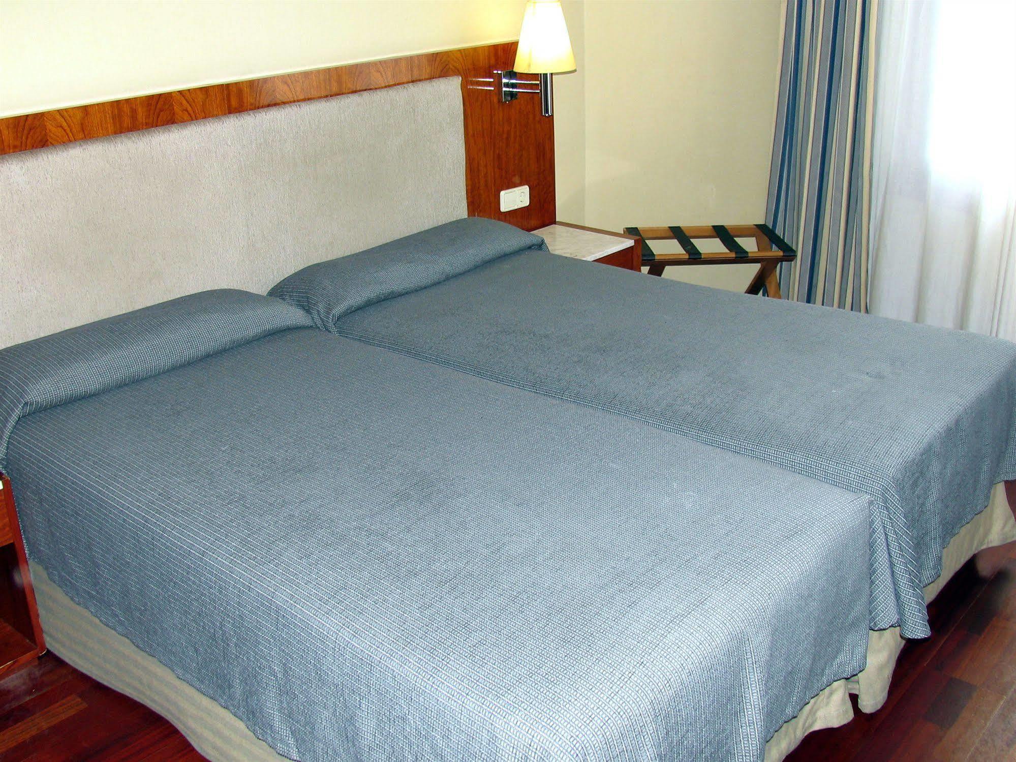 Hotel Pedralbes Barcelona Zewnętrze zdjęcie