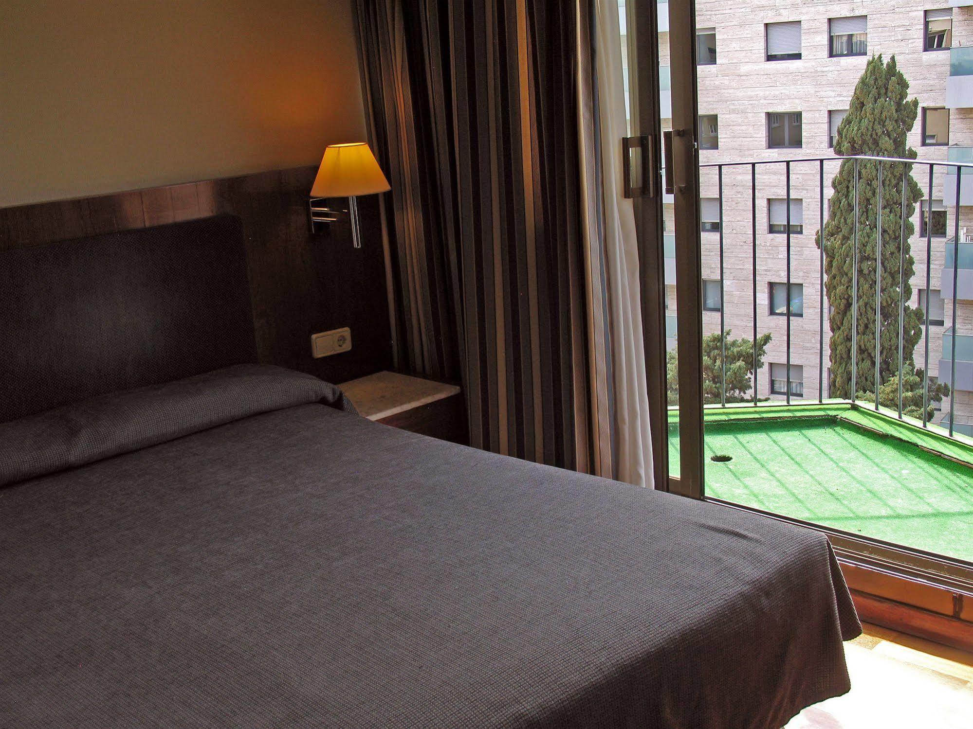 Hotel Pedralbes Barcelona Zewnętrze zdjęcie
